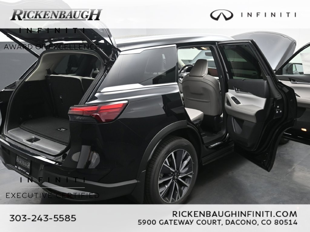 Certified Used 2026 Black INFINITI LUXE image 20