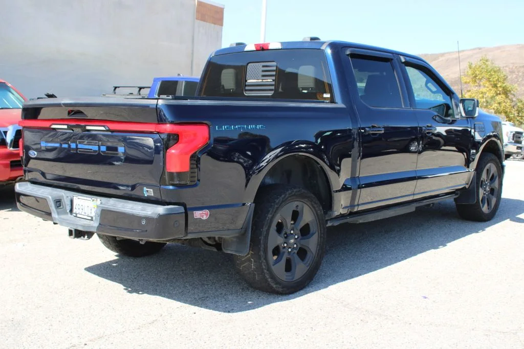Used 2023 Blue Ford Platinum image 4