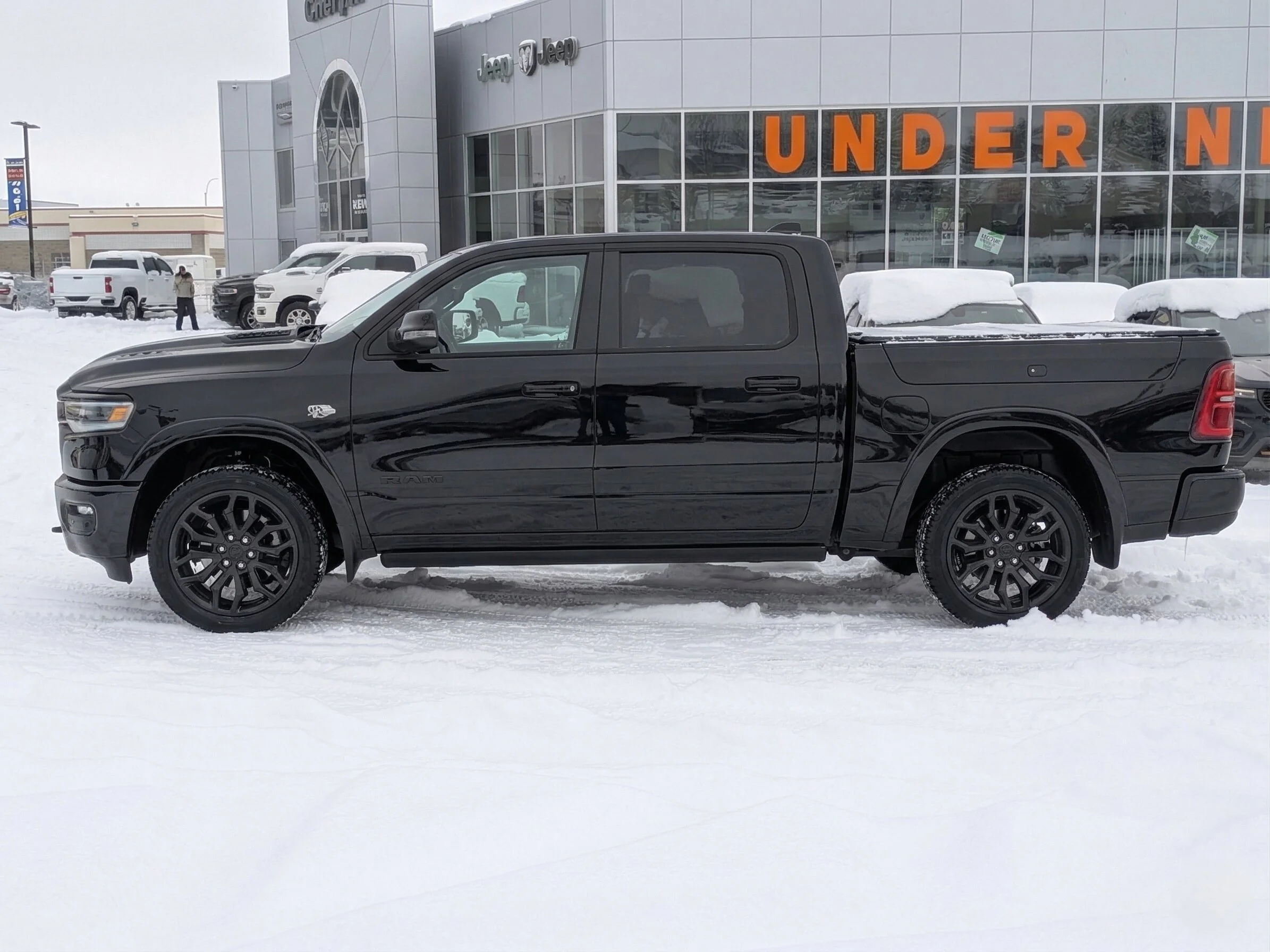 New 2026 Black RAM Limited - 5.7L HEMI V8 LEVEL 1 PKG PANO SUNROOF image 5