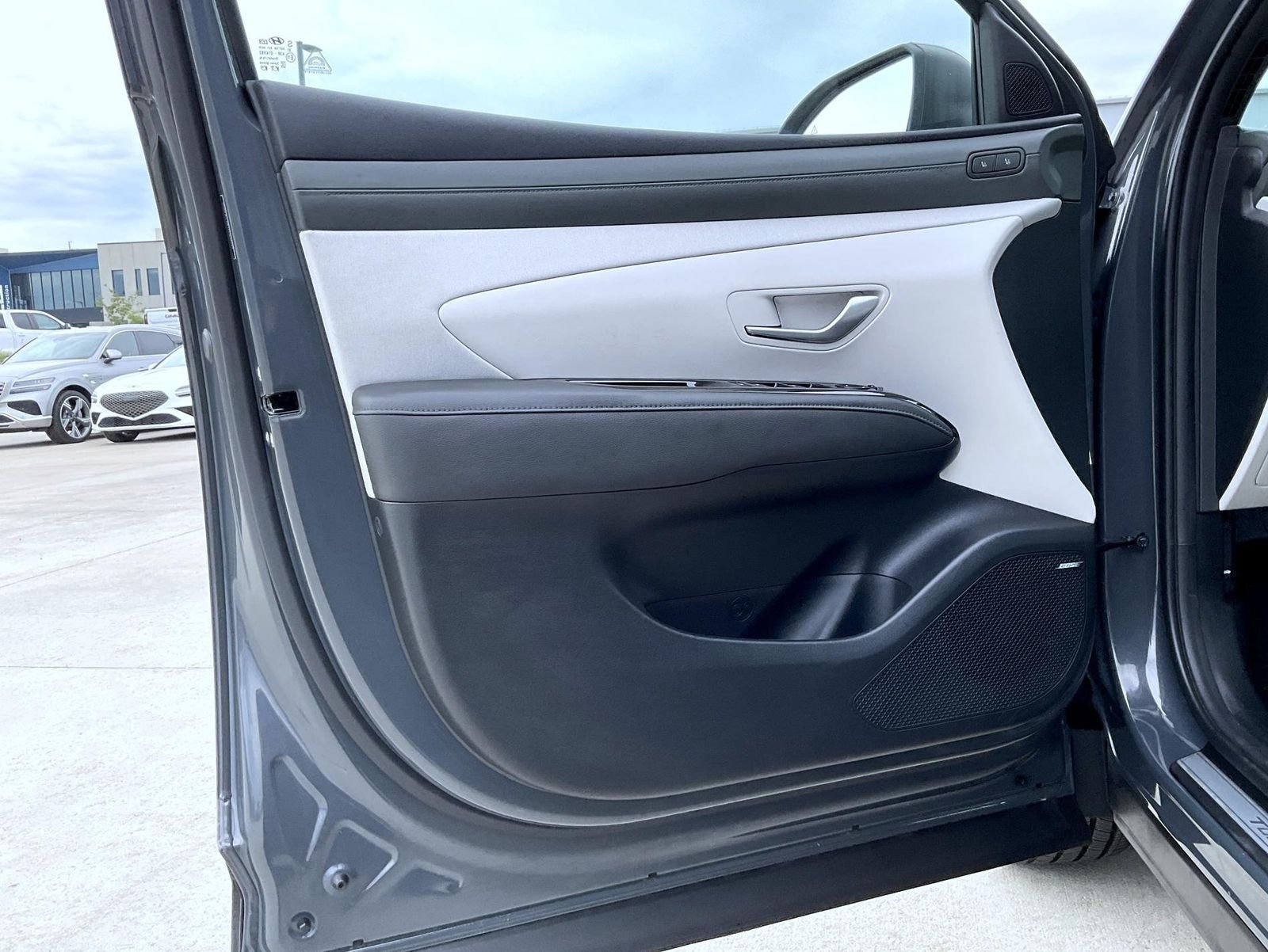 2026 Hyundai Tucson Limited - Photo 9