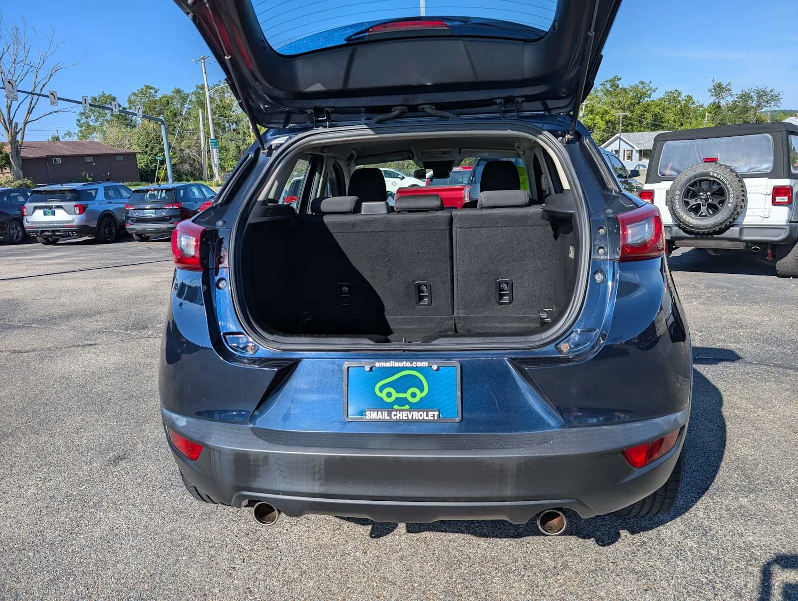 Used 2018 Deep Crystal Blue Mica Mazda Sport image 37