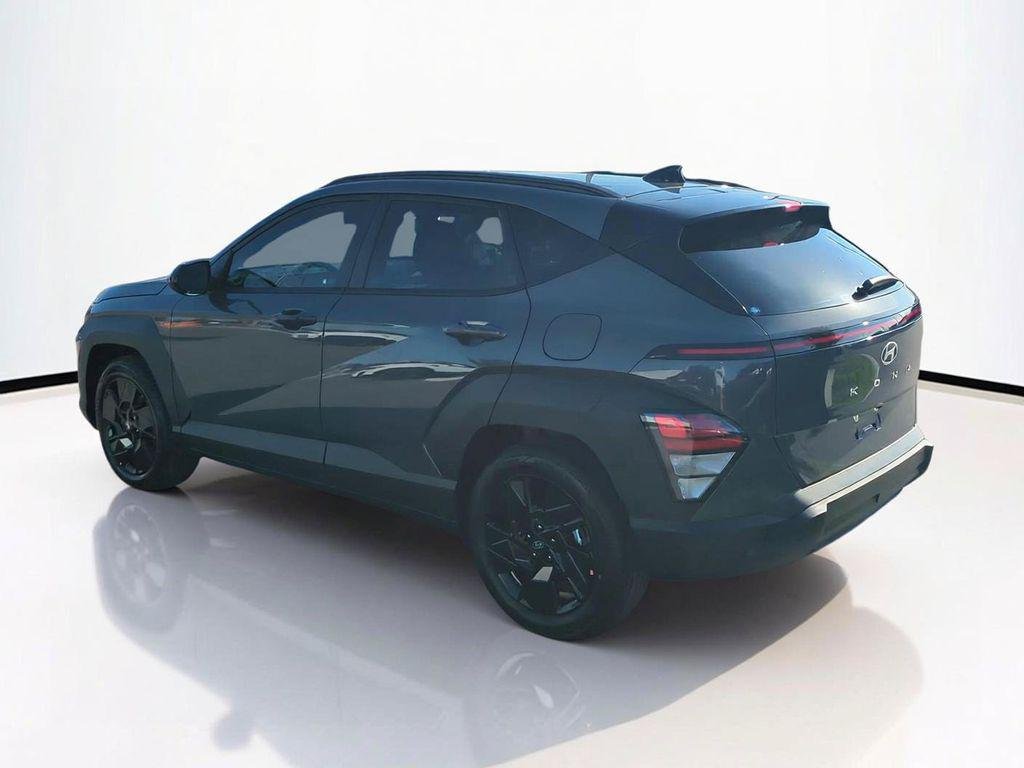 New 2027 Gray Hyundai SEL Sport FWD image 7