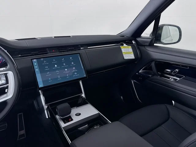 New 2026 Fuji White Land Rover SE image 26