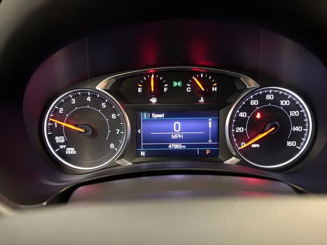 Used 2022  GMC SLE image 17