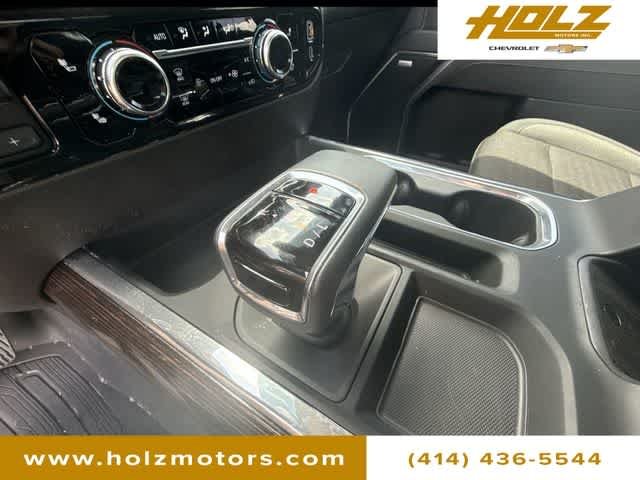 Certified Used 2025 Sterling Metallic GMC Elevation image 16