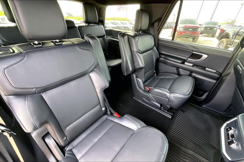 New 2026 Ford Expedition Platinum 4D Sport Utility