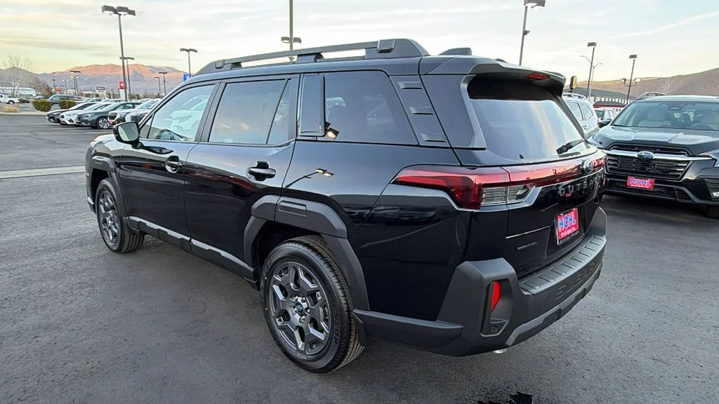 New 2026 CRYSTAL BLACK SILICA Subaru Premium image 5
