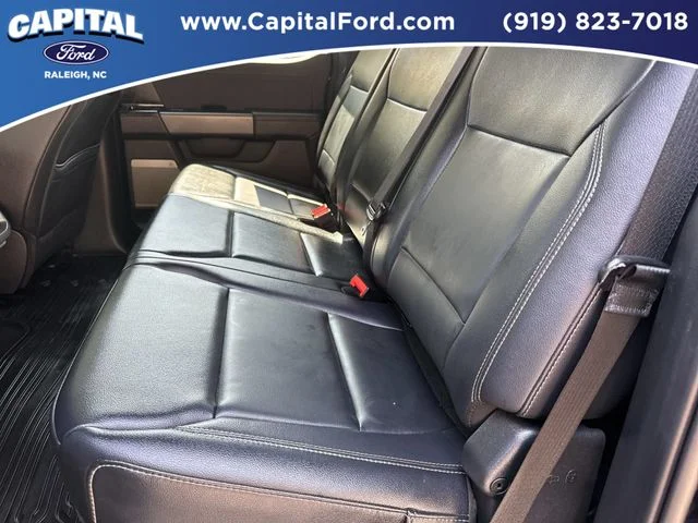 Used 2025 Blue Ford XLT image 18