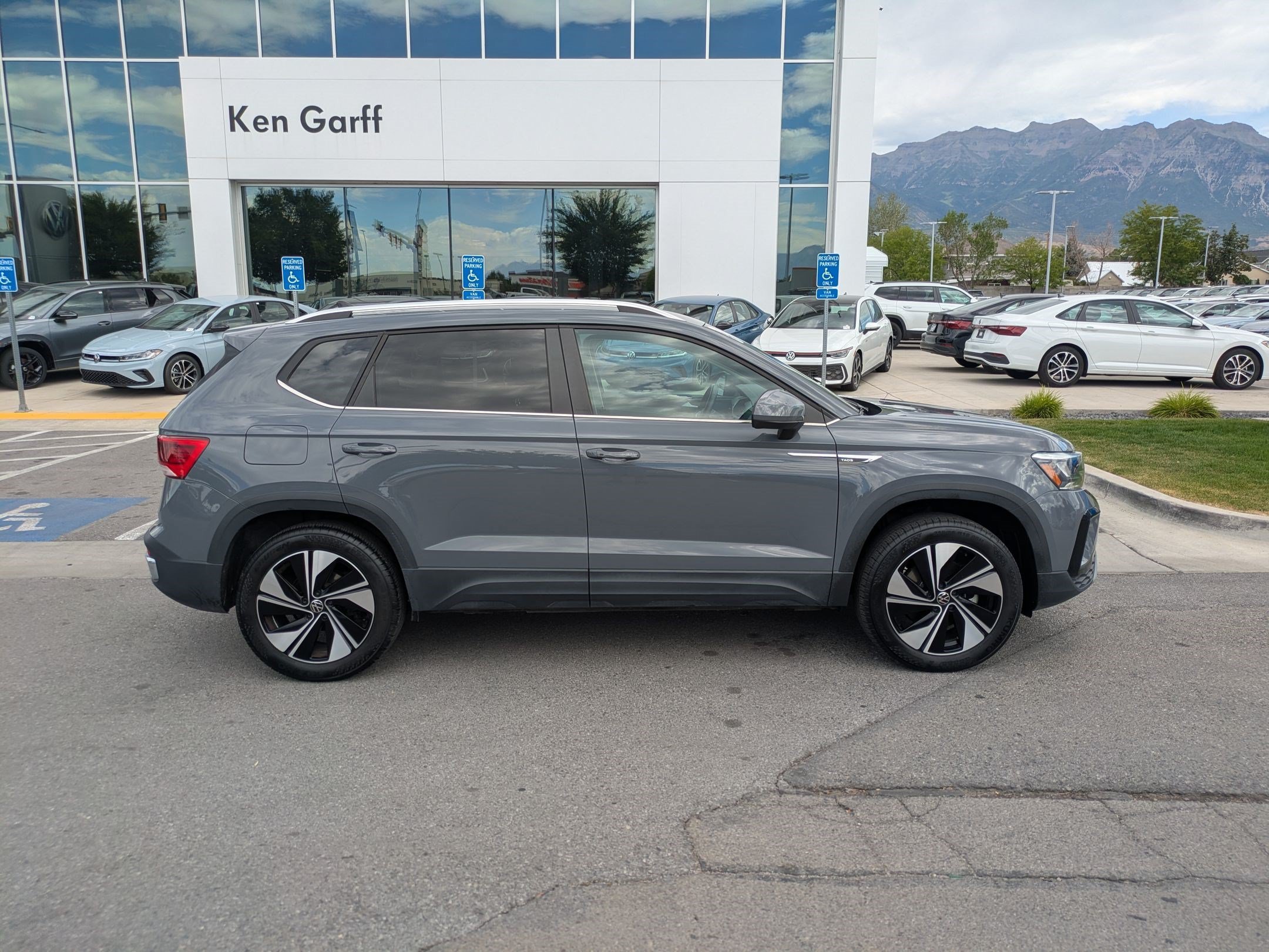 Certified Used 2024 Platinum Gray Metallic Volkswagen SE image 2