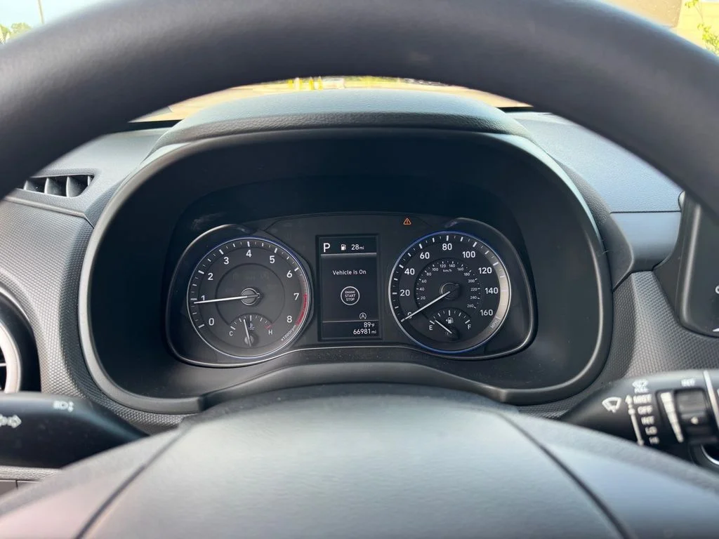 Used 2023 Gray Hyundai SEL image 19