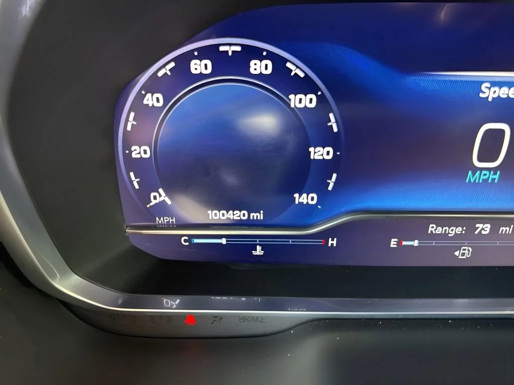 Used 2023 Summit White Chevrolet Premier image 27