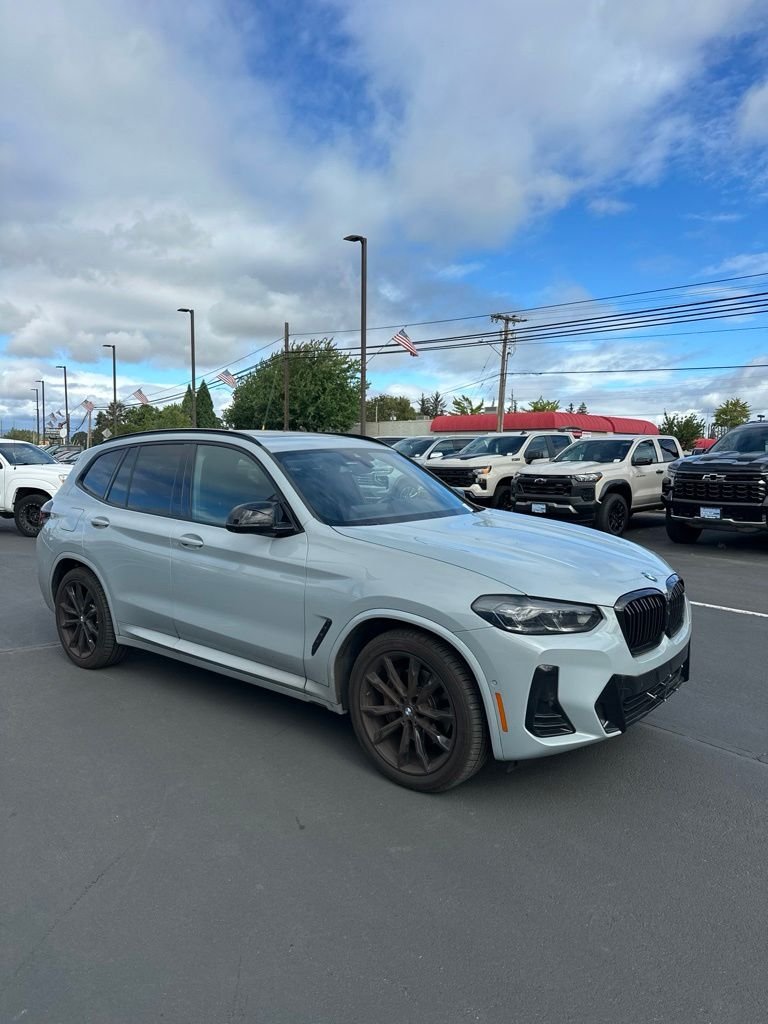 Used 2024 Brooklyn Gray Metallic BMW M40i image 6