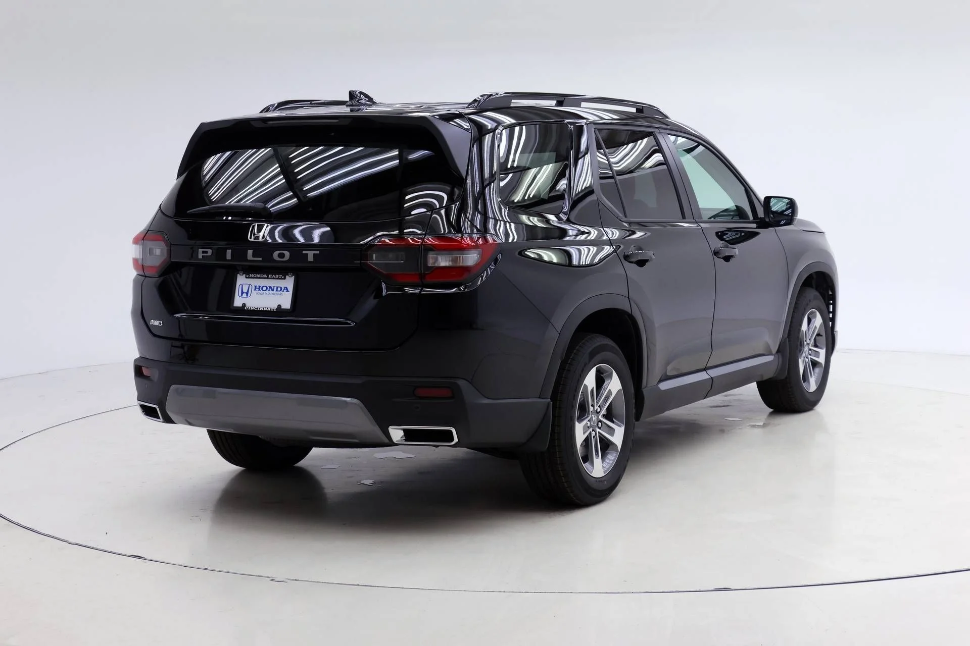 New 2026 Crystal Black Pearl Honda EX-L image 2