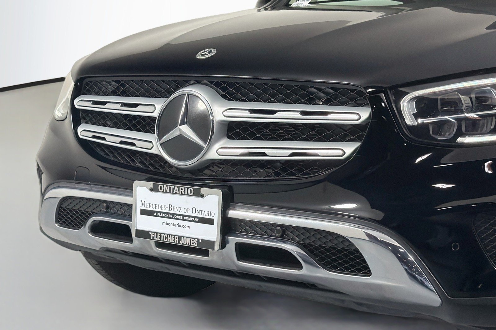 Used 2022 Black Mercedes-Benz 300 image 12