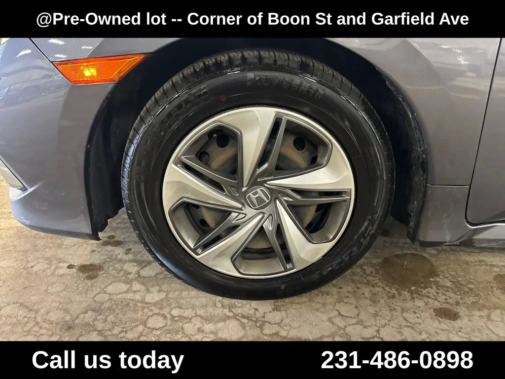 Used 2019  Honda LX image 10
