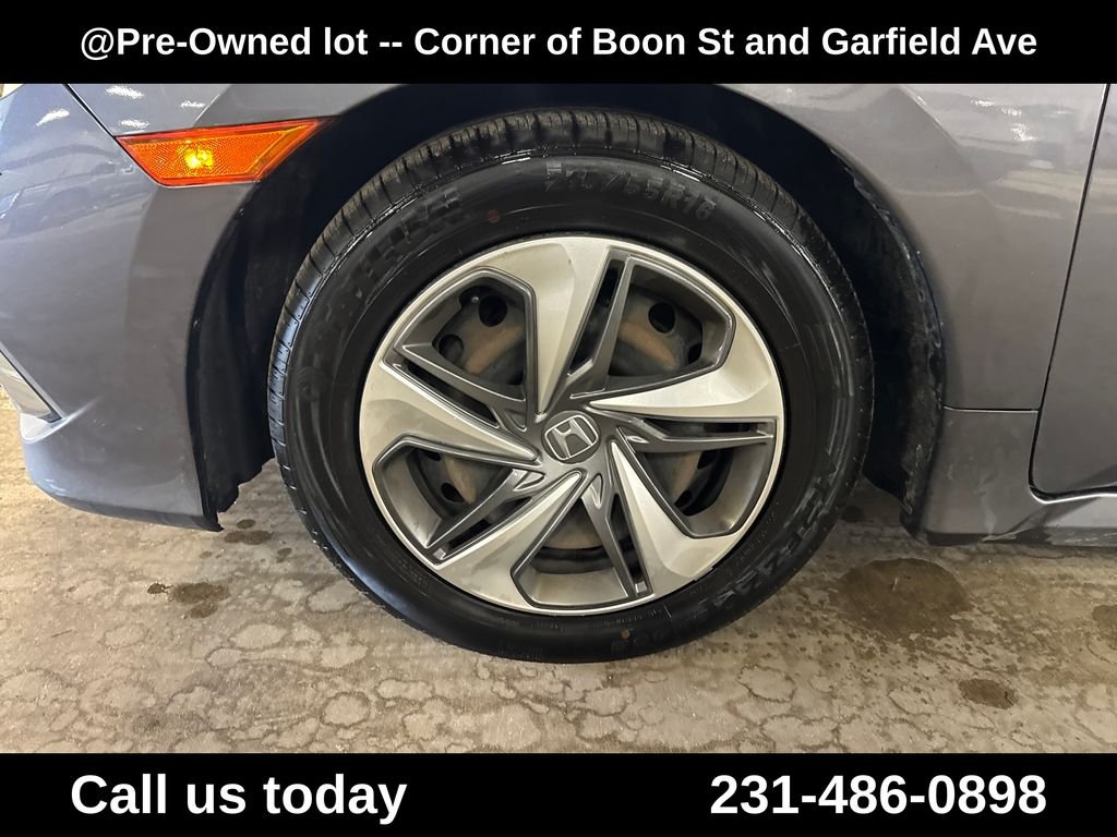 Used 2019  Honda LX image 10