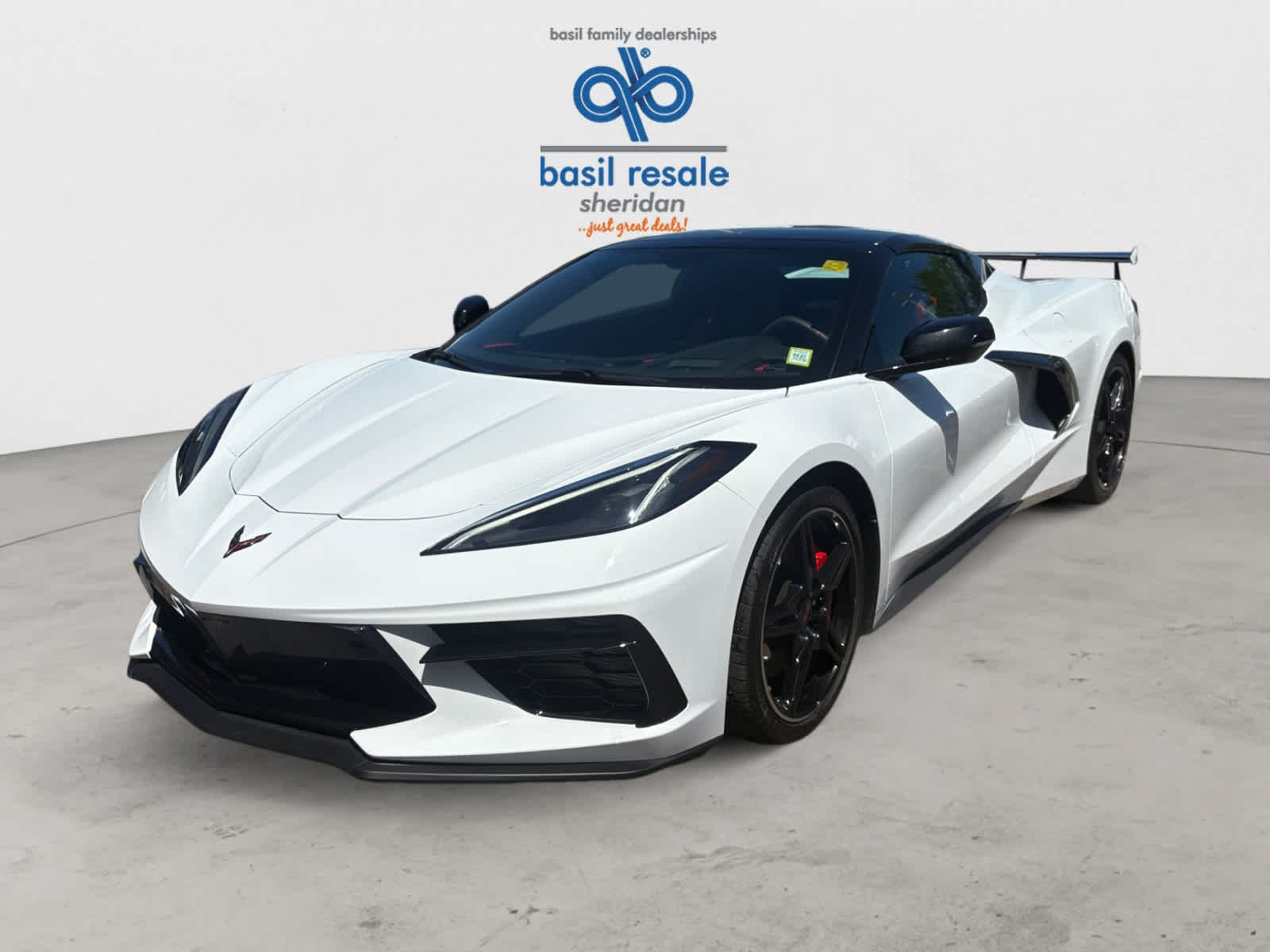 Used 2022 Arctic White Chevrolet 3LT image 2