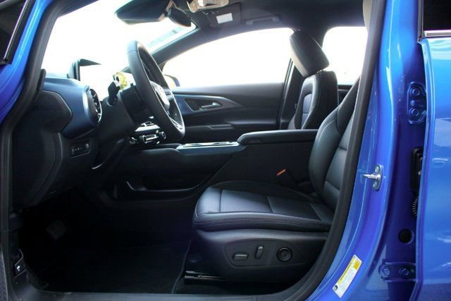 2025 Chevrolet Equinox EV LT - Photo 8
