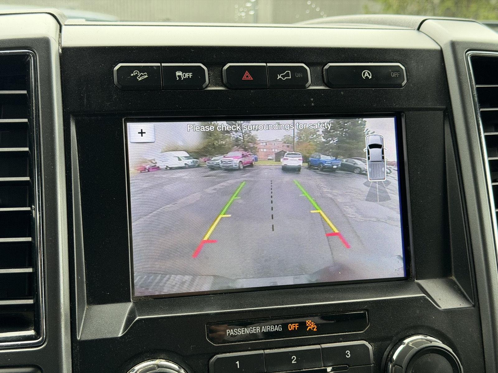 Used 2019 Ruby Red Metallic Tinted Clearcoat/Magnetic Ford XLT image 9