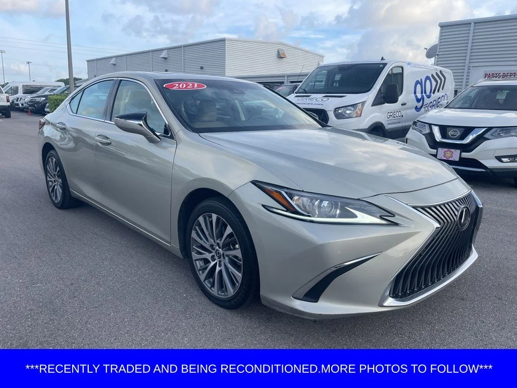 2021 Lexus ES 350 250 AWD's photo
