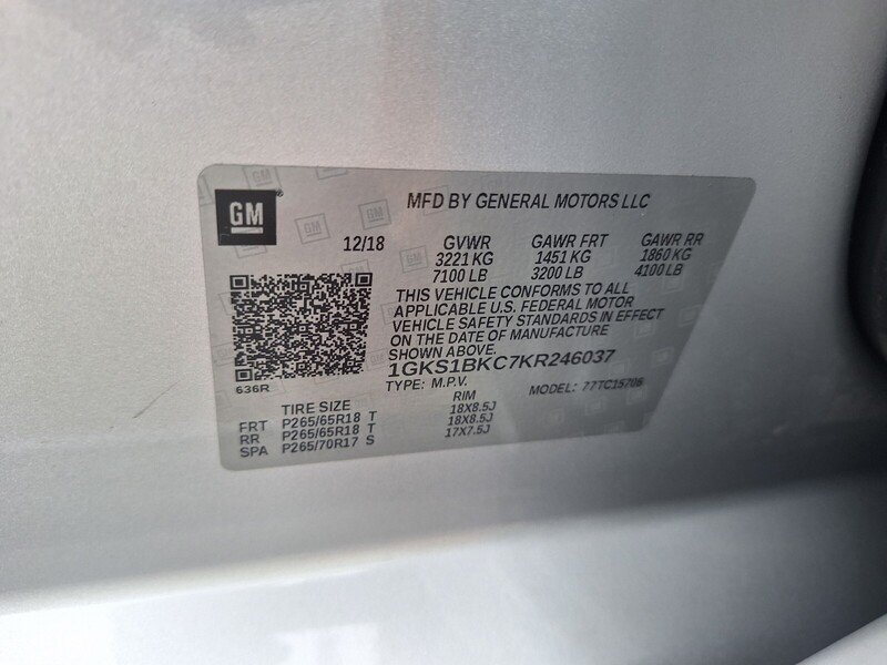 Used 2019 Silver GMC SLT image 35