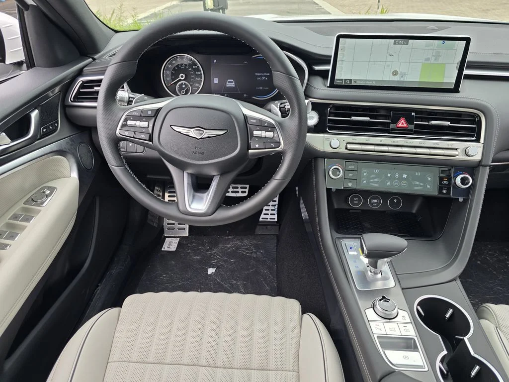 New 2026 Silver Genesis 3.3T Sport Prestige image 8