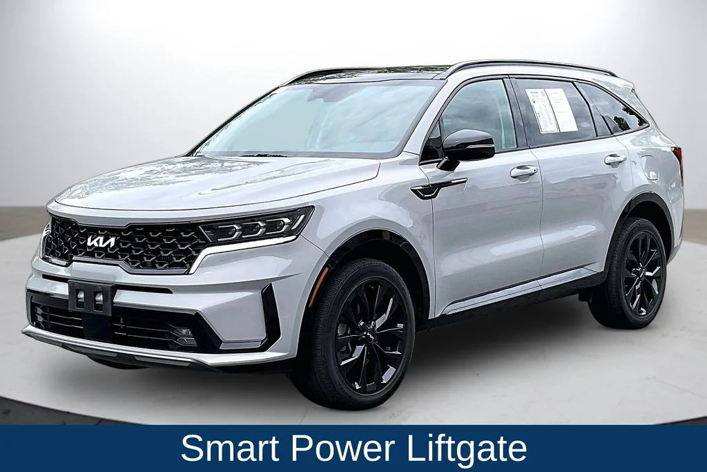 Used 2023 Gray Kia SX image 4
