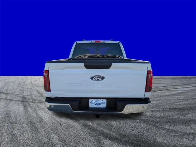 Certified Used 2025 Oxford White Ford XLT image 5