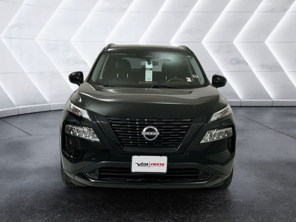 Used 2023 Black Nissan SV image 2