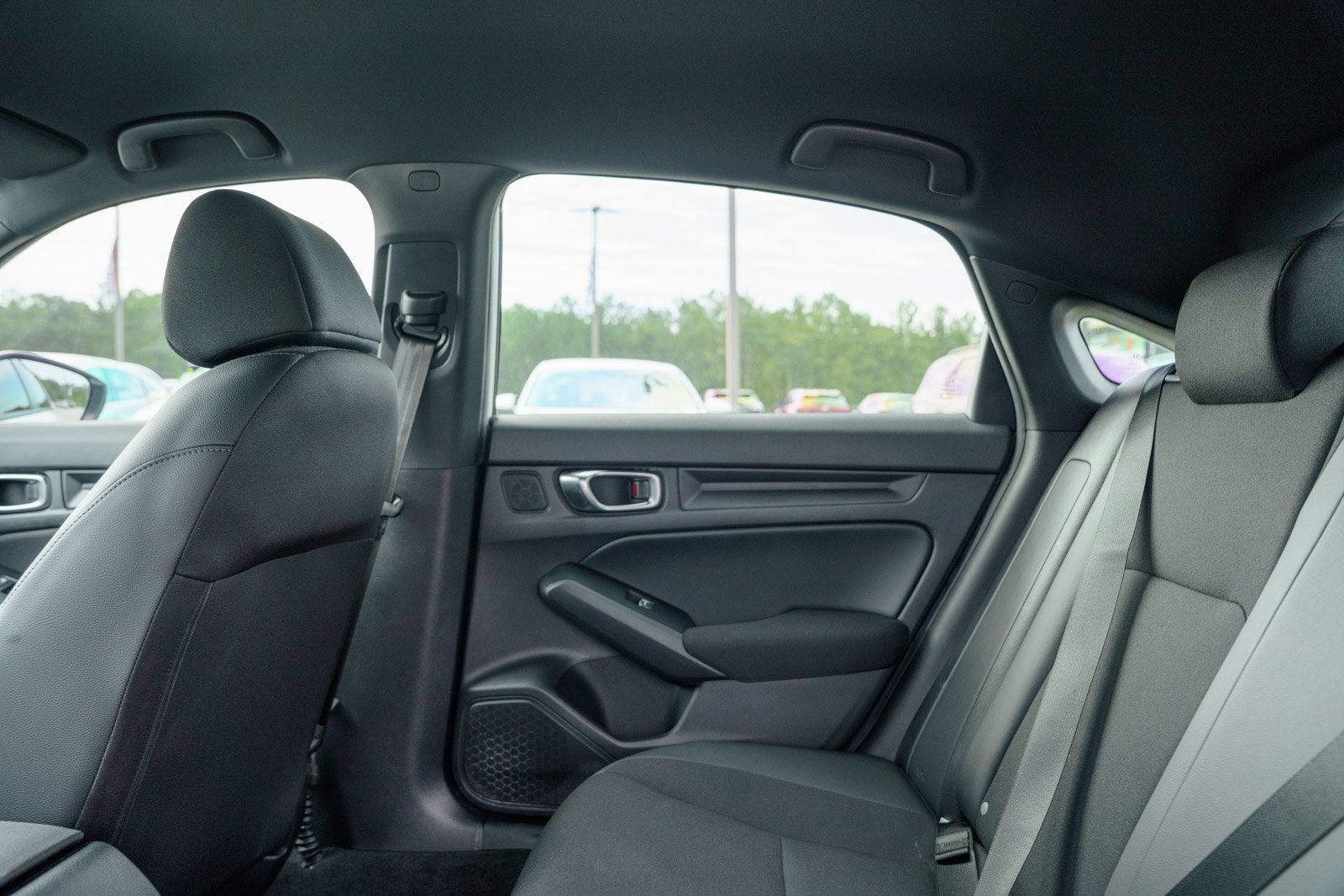2026 Honda Civic Hatchback Sport - Photo 17
