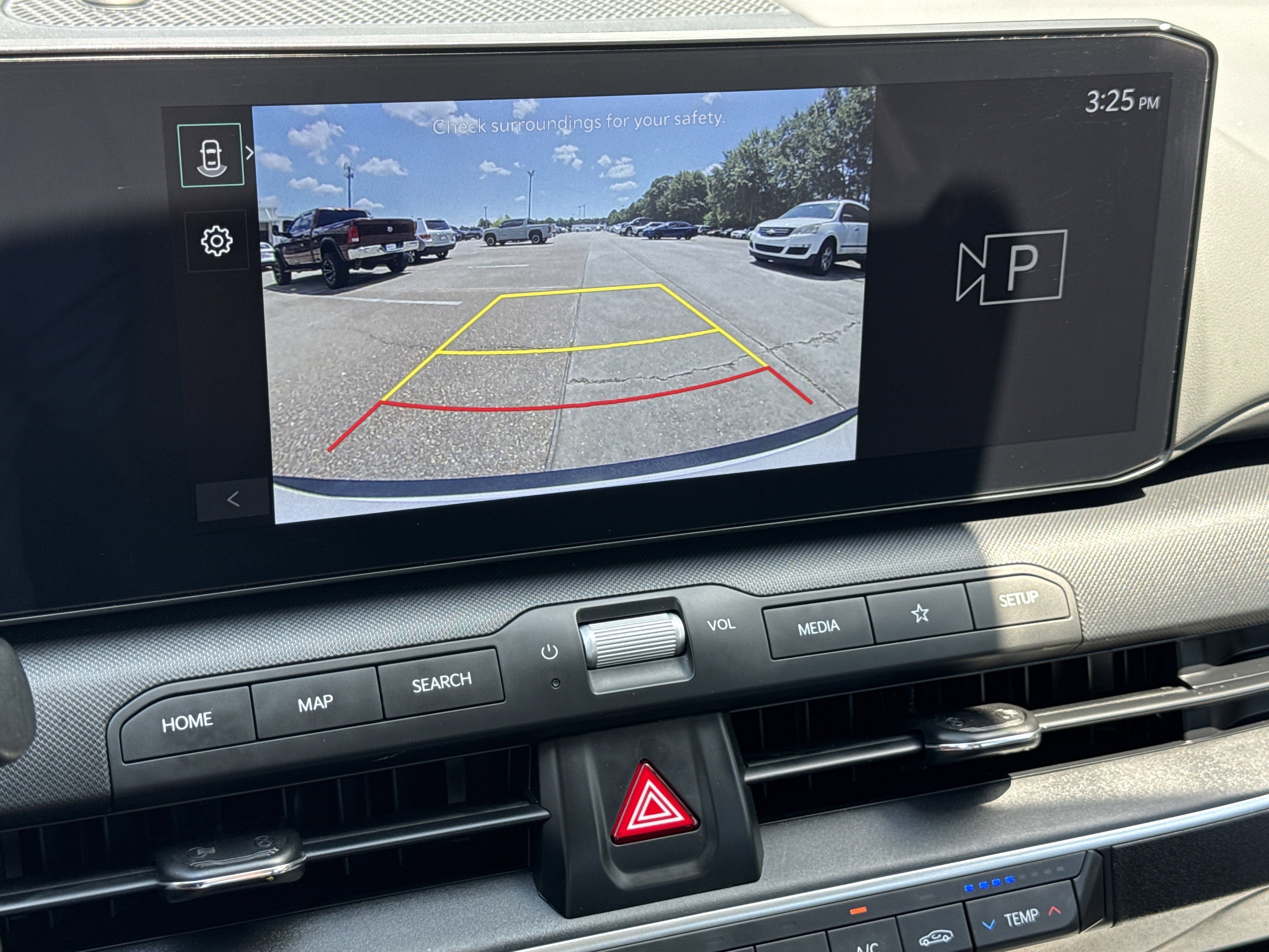 2025 Kia K4 LXS - Photo 24