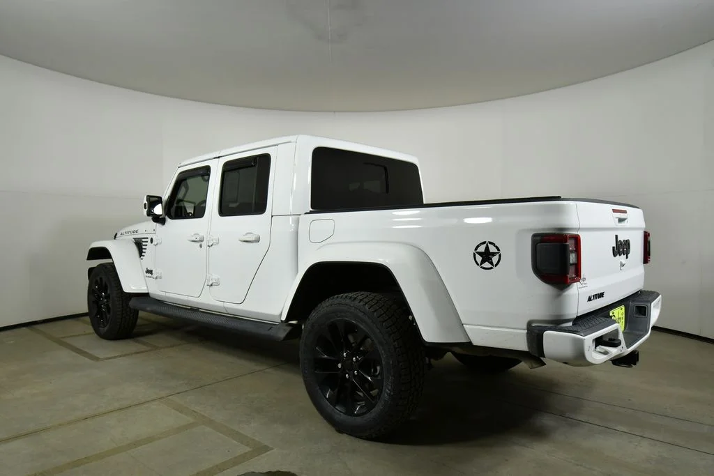 Used 2021 White Jeep Overland image 14