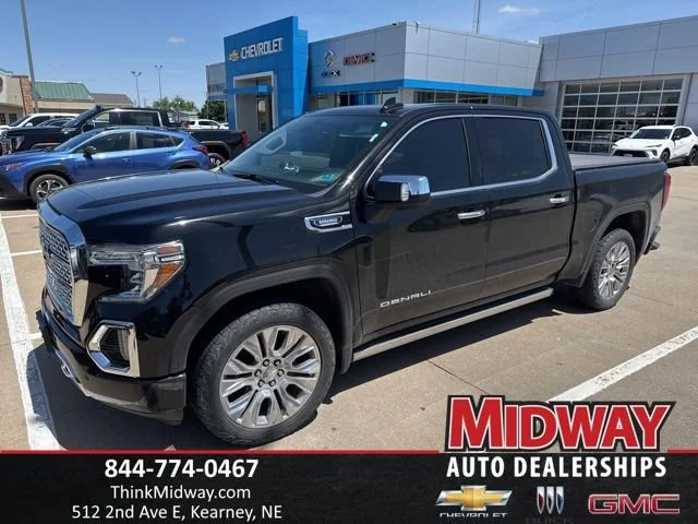 2020 GMC Sierra 4WD Crew Cab Short Box Denali's photo