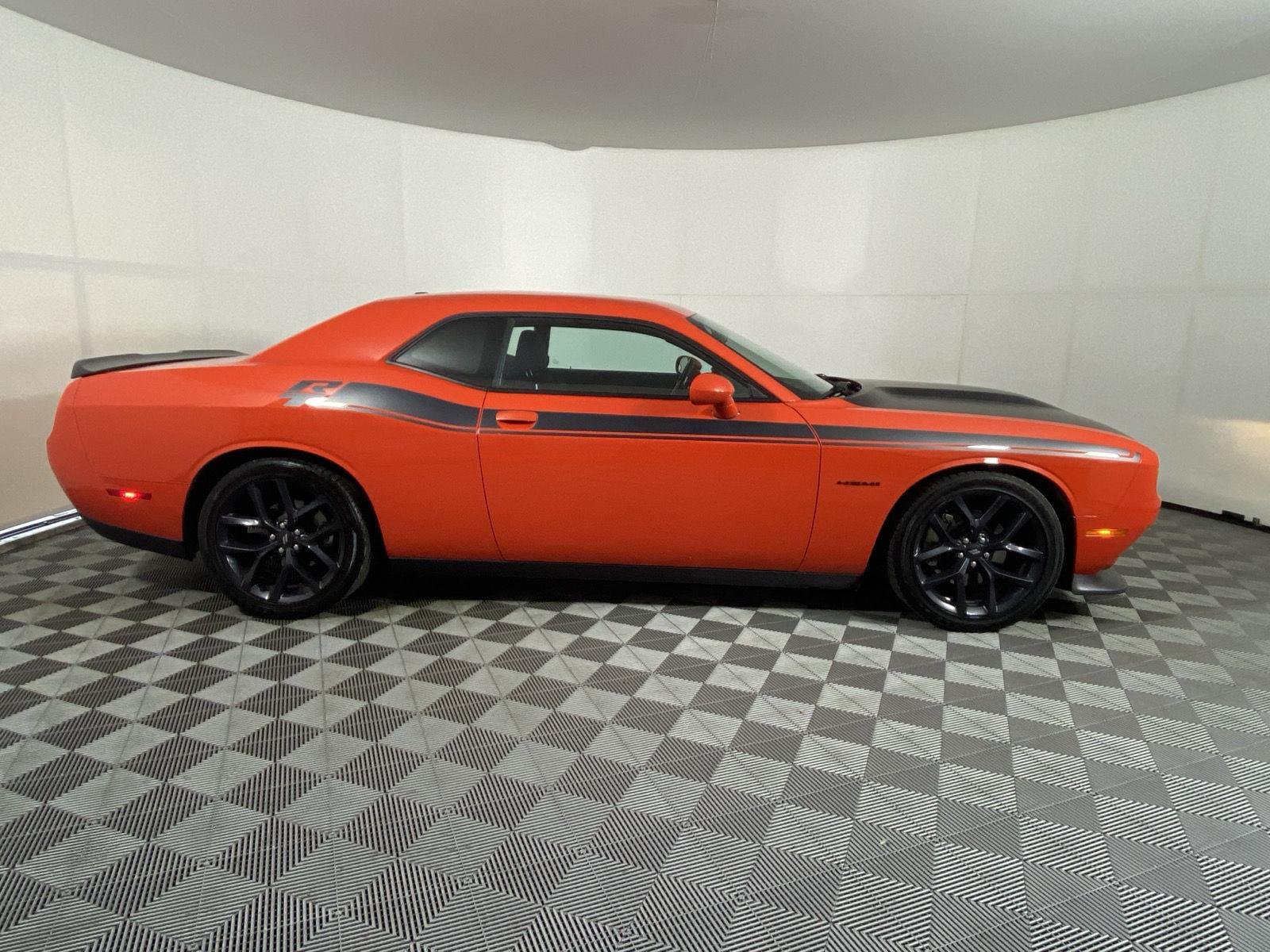 Used 2021 Go Mango Dodge R/T image 4