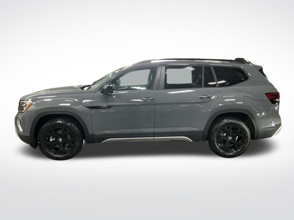 New 2026 Volkswagen Atlas 2.0T Peak Edition 4D Sport Utility in