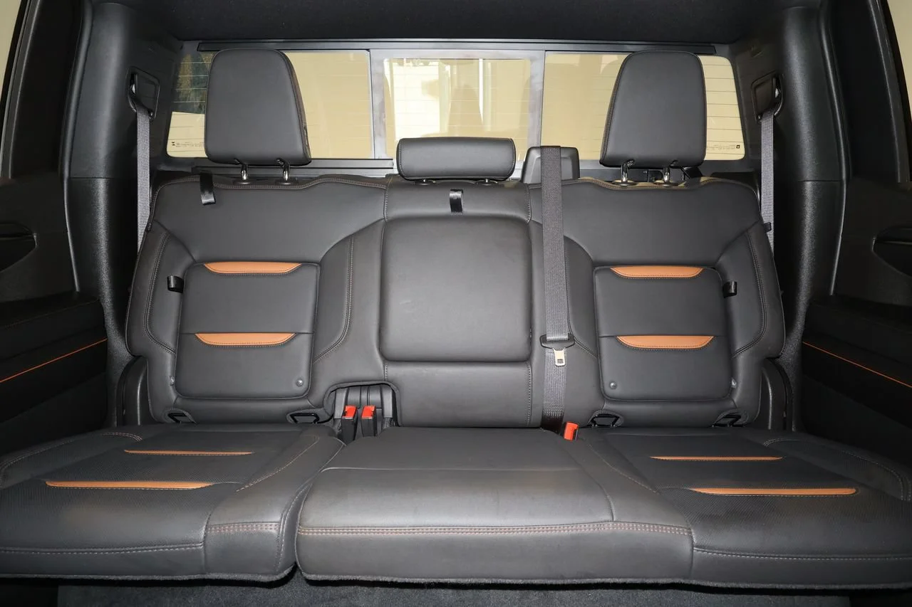 Used 2024 Titanium Rush Metallic GMC AT4 image 34