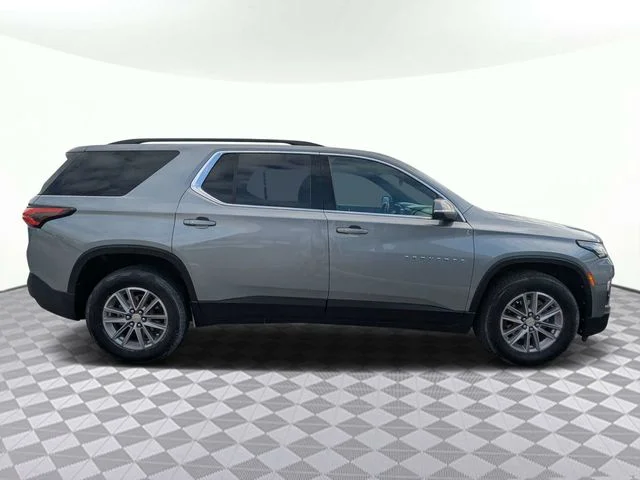 Used 2023 Gray Chevrolet LT image 2