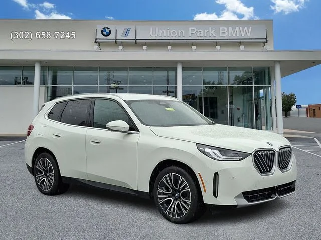 Used 2026 Alpine White BMW 30 xDrive image 3