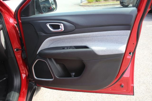 Used 2024 Red Jeep Latitude image 30