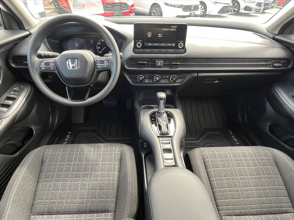 2025 Honda HR-V LX - Photo 30