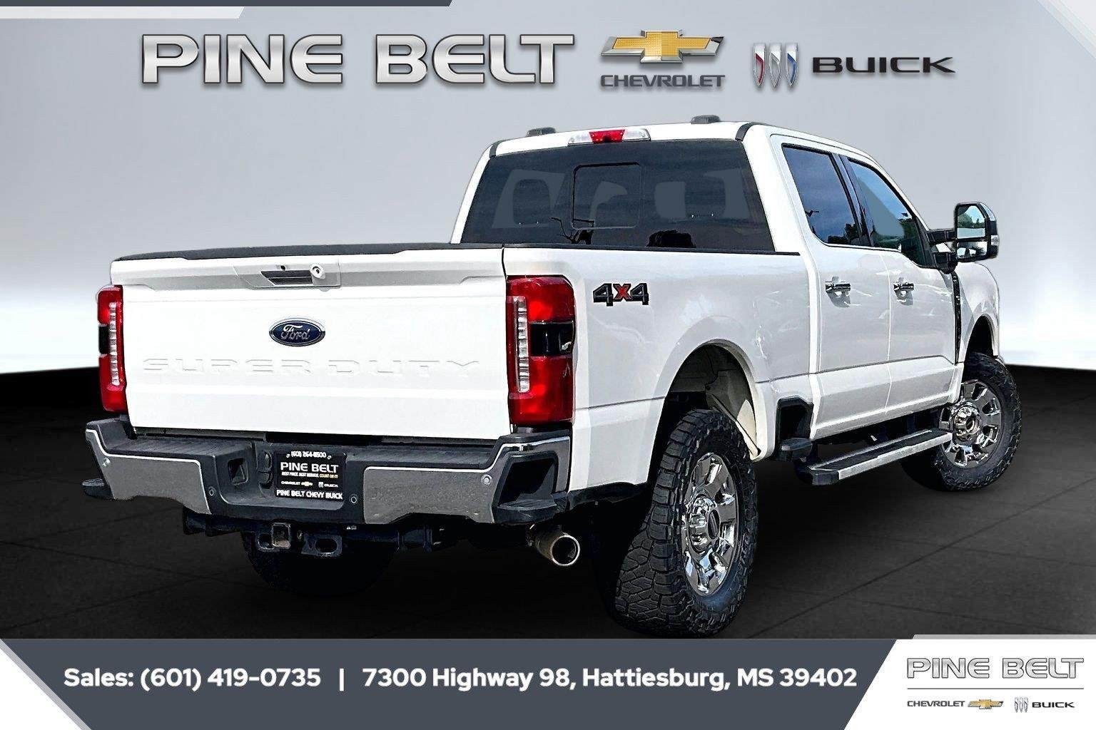 Used 2024 White Ford XL image 12