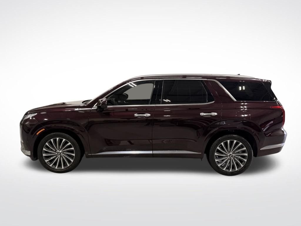 Used 2023 Hyundai Palisade Calligraphy with VIN KM8R7DGE4PU584896 for sale in Minneapolis, Minnesota