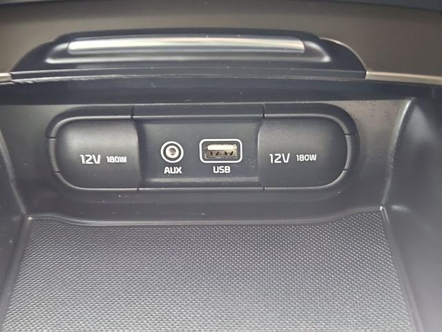 Used 2018 Horizon Blue Kia SX image 27