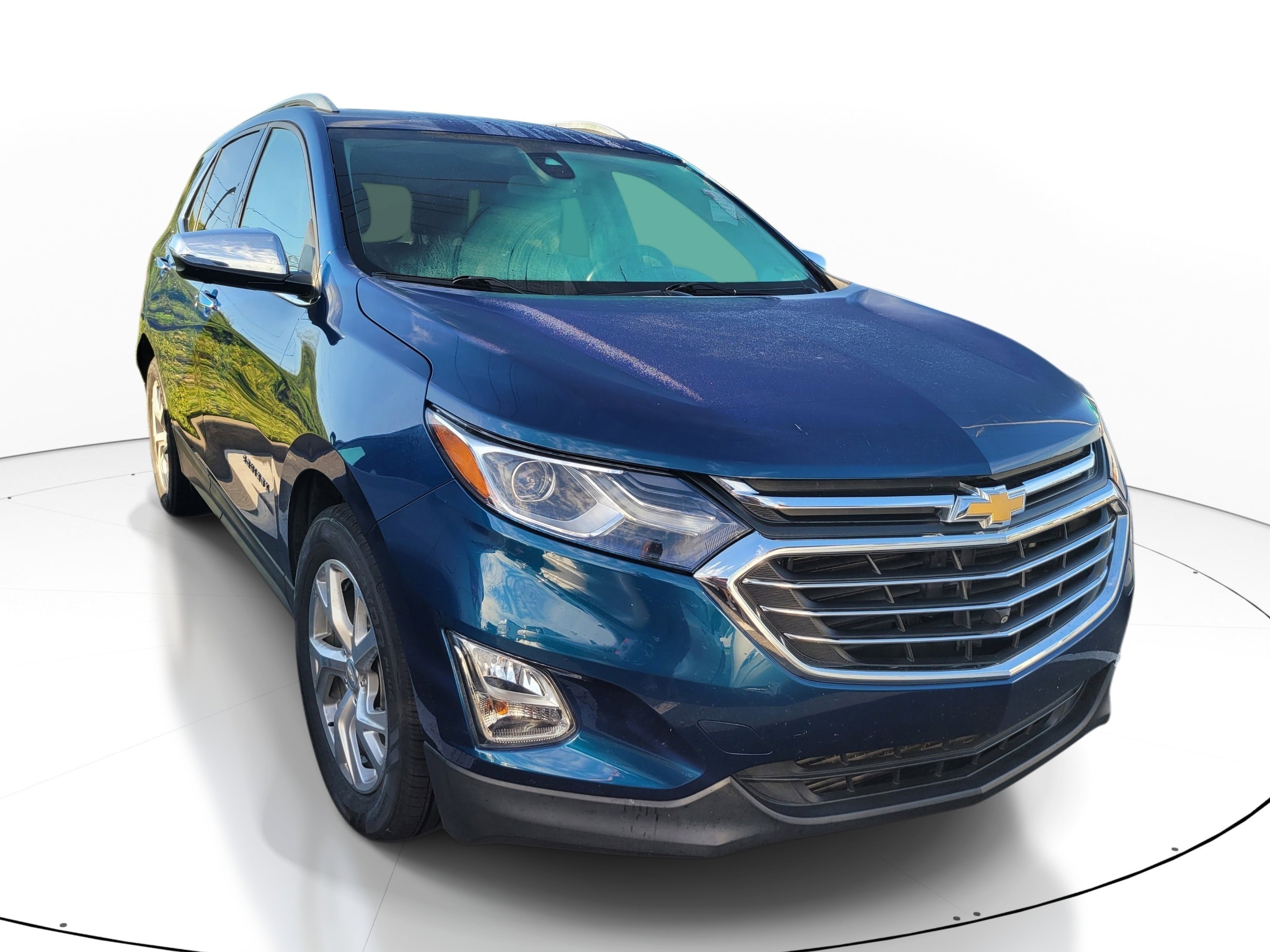 Used 2020 Pacific Blue Metallic Chevrolet Premier image 1