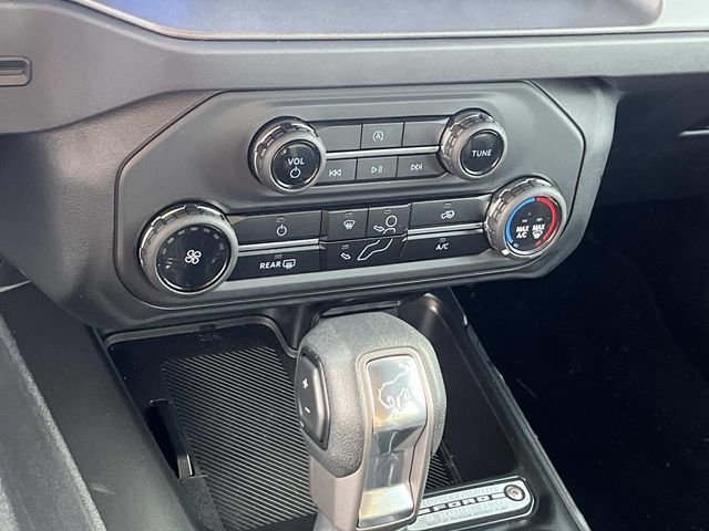 Used 2025 Gray Ford Base image 28