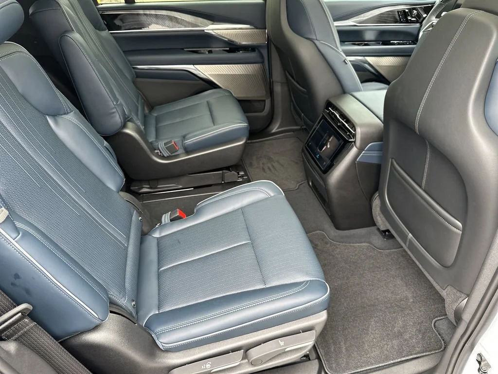 2026 Cadillac Escalade IQL Premium Sport - Photo 34