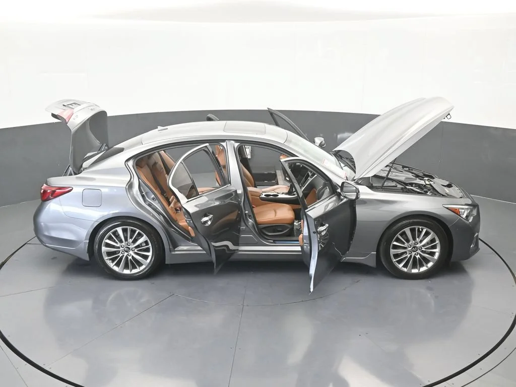 Used 2024 Graphite Shadow INFINITI LUXE image 78