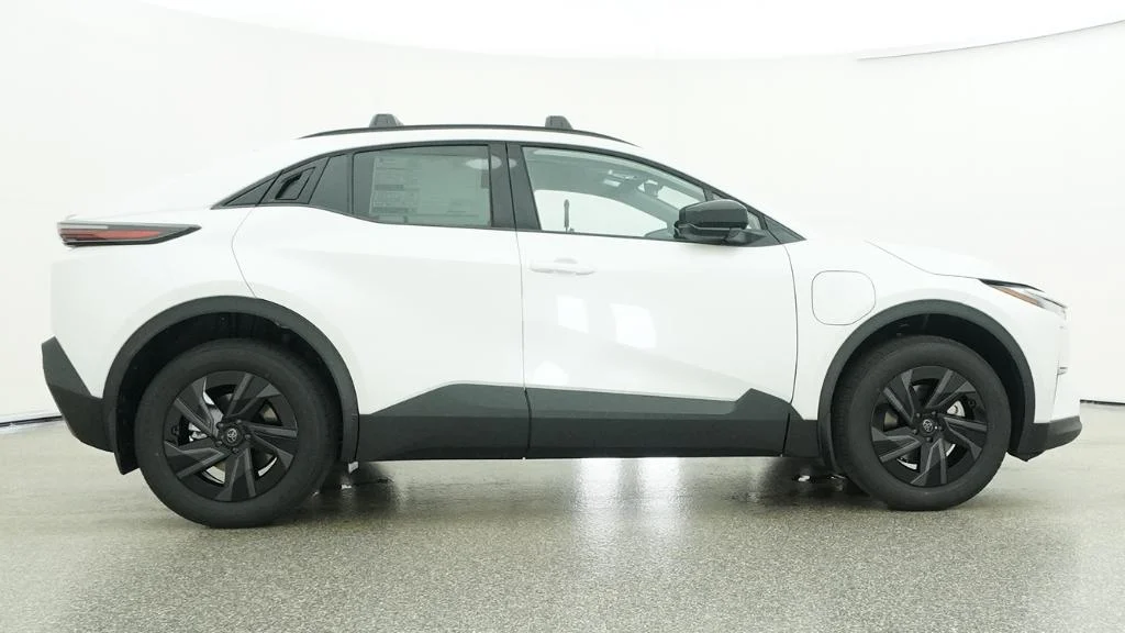 New 2026 Wind Chill Pearl Toyota SE image 16