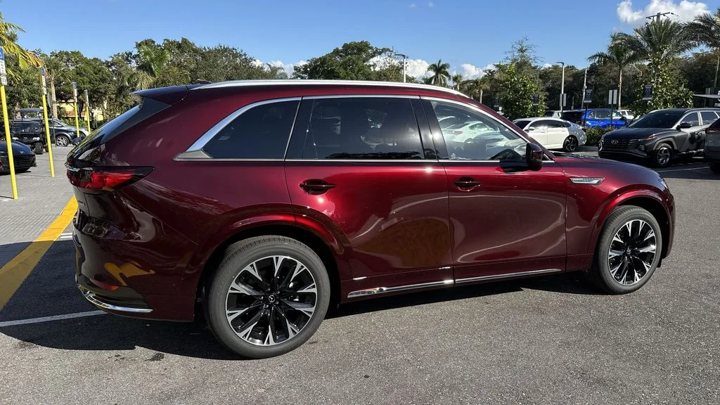 2026 Mazda CX-90 Premium Plus Package - Photo 4
