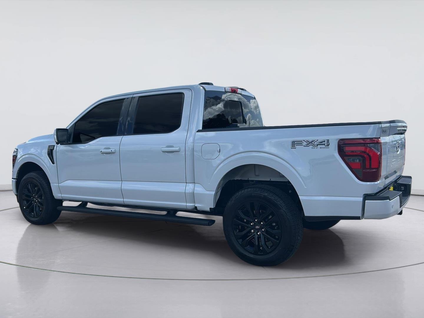 Used 2025 Space White Ford Platinum image 6